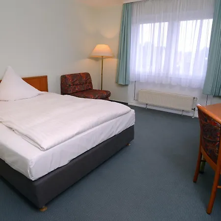 Apart Hotel Sehnde شقة فندقية 3*
