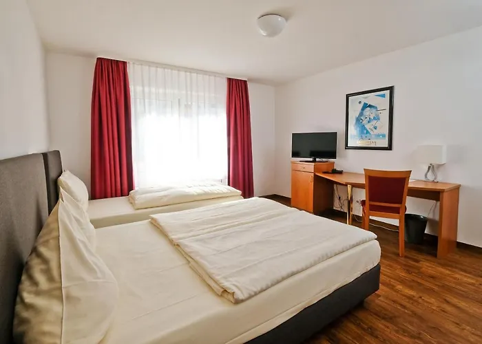 Lägenhetshotell Apart Hotel Sehnde 3*