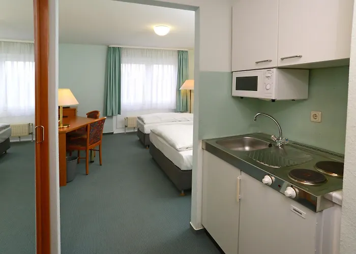 Apart Hotel Sehnde 3*