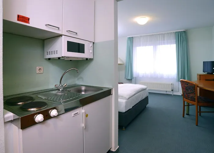 Lägenhetshotell Apart Hotel Sehnde 3*