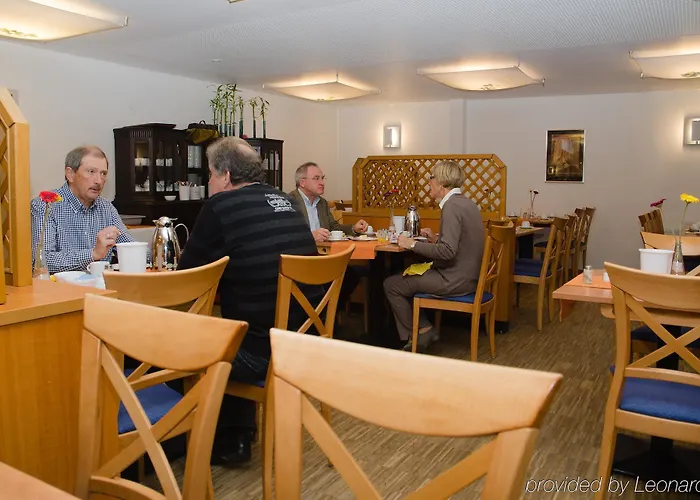 Apart Hotel Sehnde Lägenhetshotell 3*