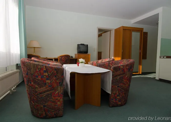 Apart Hotel Sehnde 3*