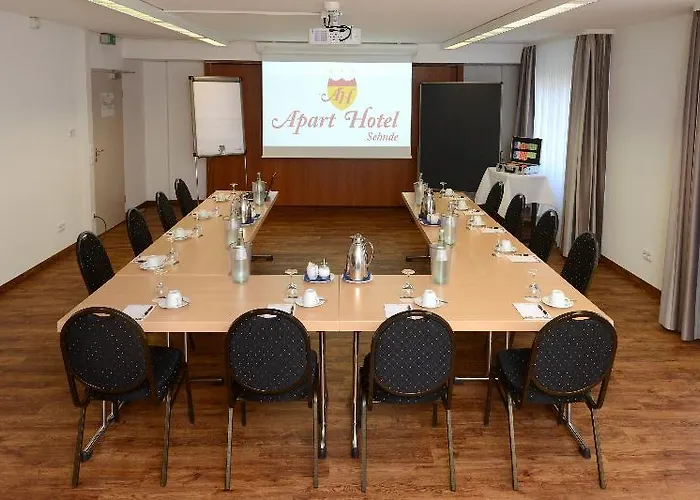 Apart Hotel Sehnde Lägenhetshotell 3*