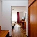 Apart Hotel Sehnde Ξενοδοχείο με διαμερίσματα 3*