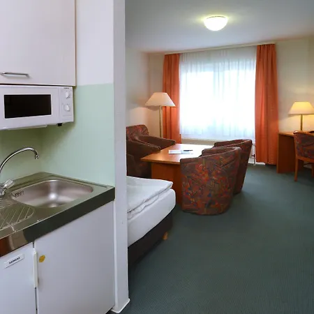 Apart Hotel Sehnde 3*
