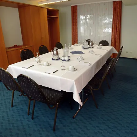 Apart Hotel Sehnde 3*