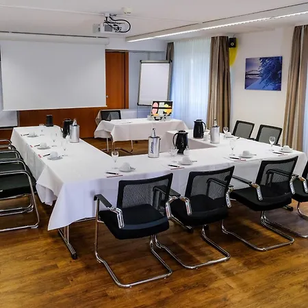 Apart Hotel Sehnde 3* Sehnde