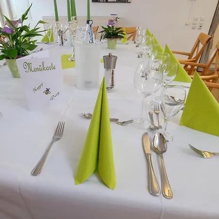 Apart Hotel Sehnde 3*