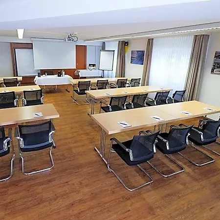 Apart Hotel Sehnde 3* Sehnde