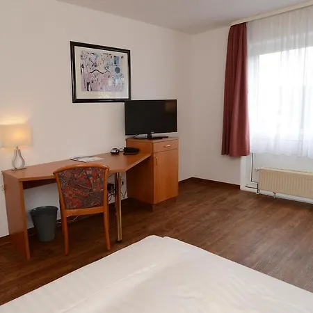 Apartmanhotel Apart Hotel Sehnde 3*