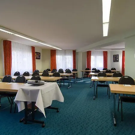 Apartahotel Apart Hotel Sehnde 3*